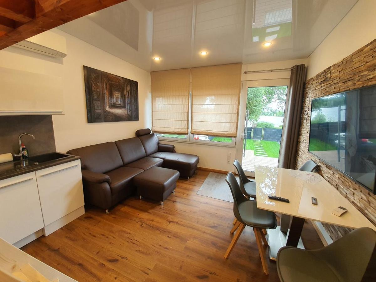 Ferienhaus Am See Hungen Екстериор снимка