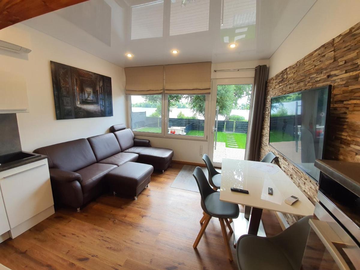 Ferienhaus Am See Hungen Екстериор снимка